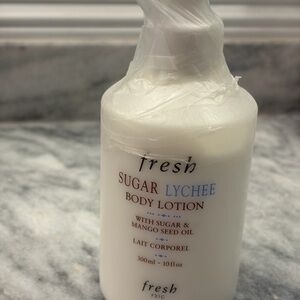 fresh Sugar Lychee Body Lotion - White